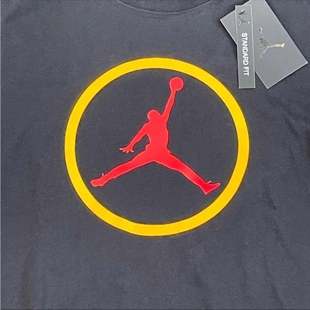 Jordan shirt sz SM - Picture 2 of 4